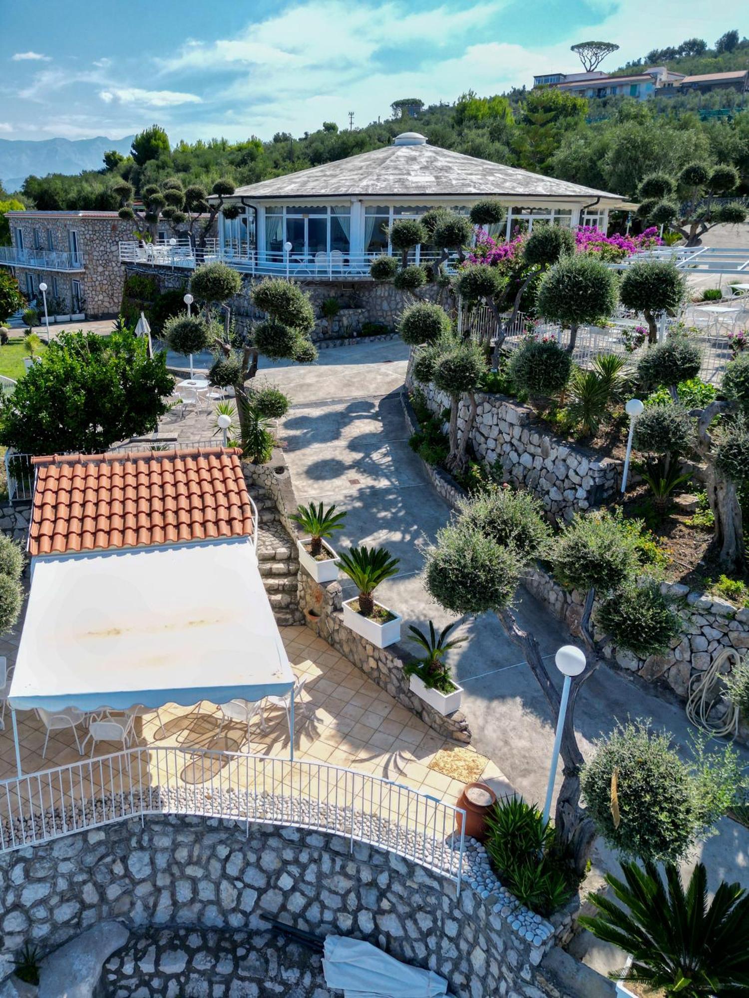 Hotel Villa Lubrense Sorrento Massa Lubrense Exterior foto